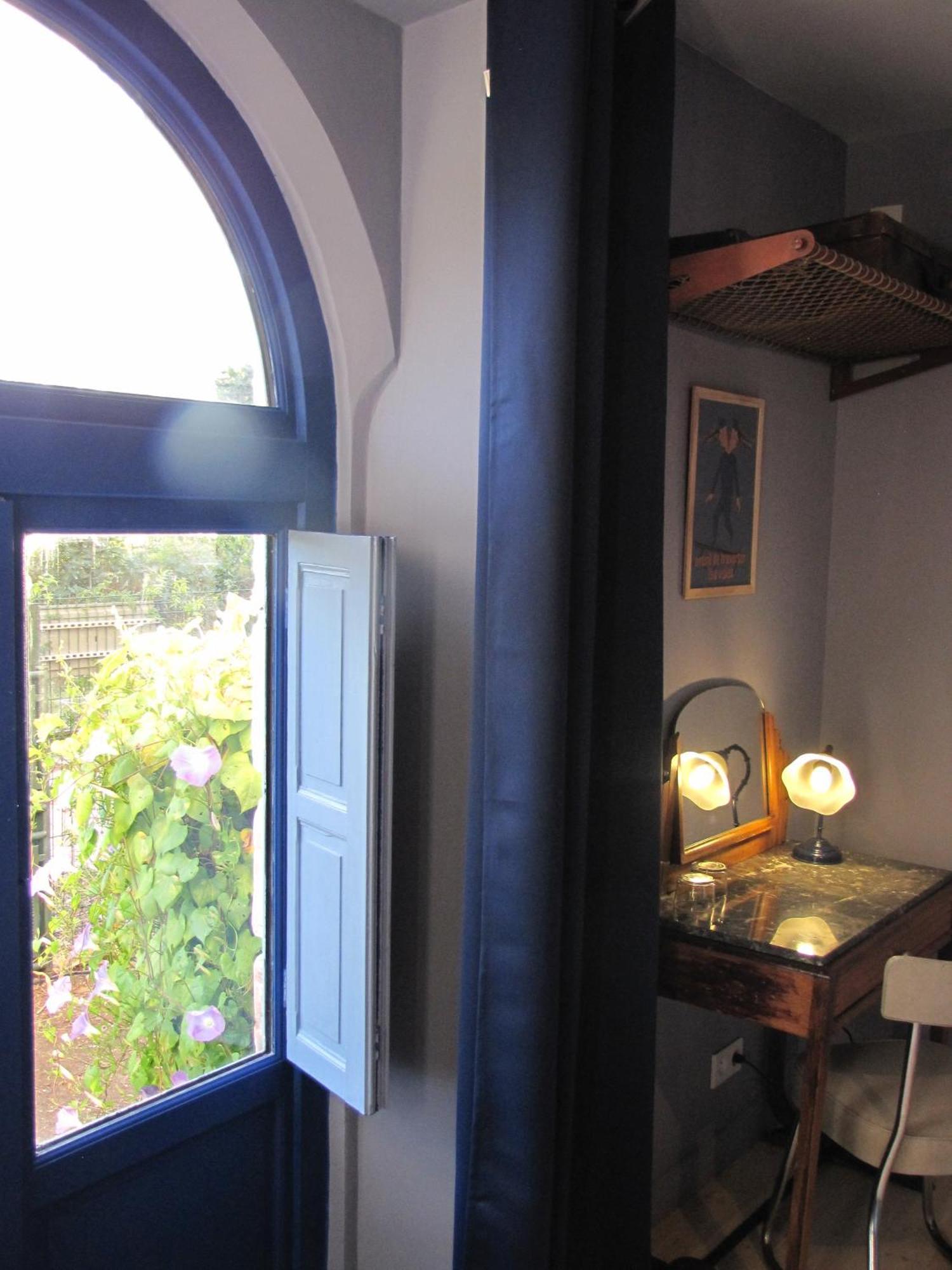 La Gare De Millas Chambres d'hôtes Habitación foto
